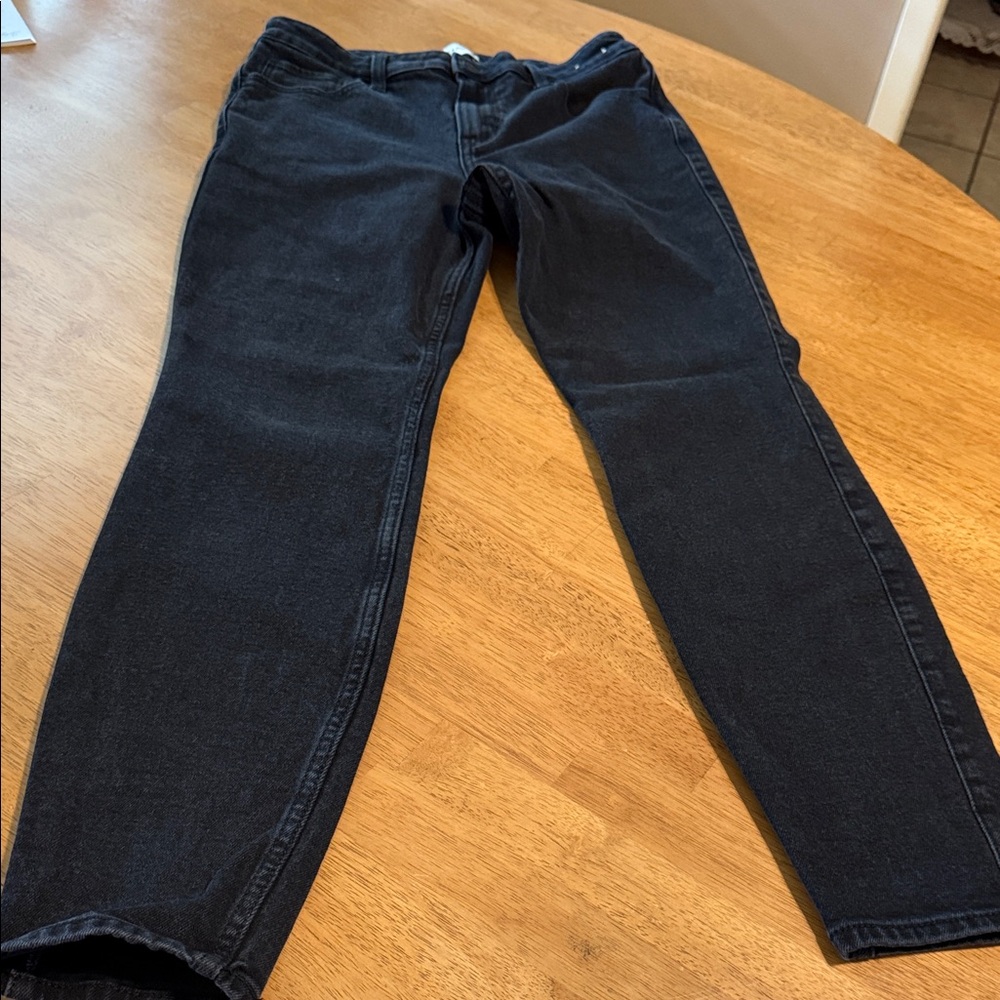 Abercrombie & Fitch Women's High Rise Dark Jeans